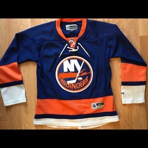 Women’s New York Islanders Hockey Jersey Size M